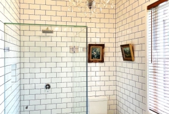 Kathleen-ensuite-2023